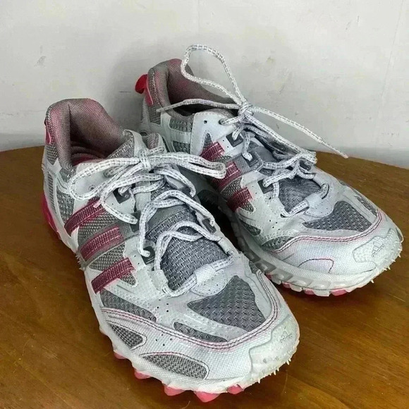 Adidas Women's Size 8.5 Gray Red Kanadia Tr3 Trail Hiker Running Rugged - Picture 1 of 8